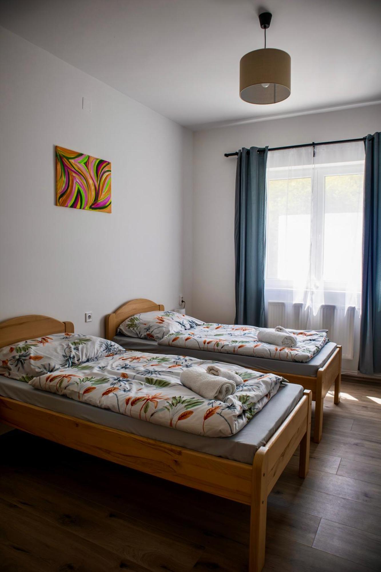 Izisz Apartman Matraterenye Екстериор снимка